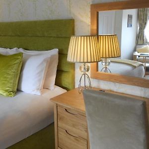 Between The Bays Exclusively For Adults